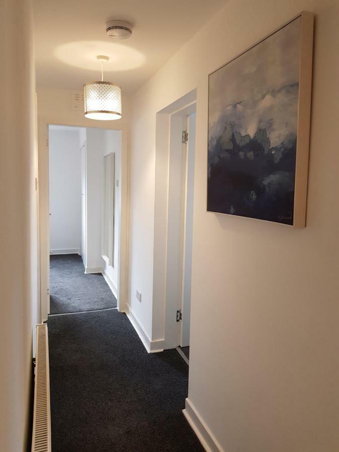 Carnegie Place East Kilbride Exterior photo